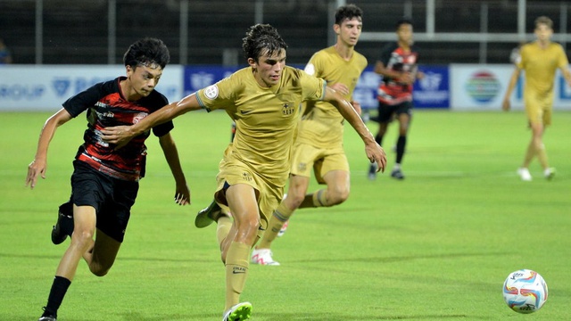 Timnas U 17 vs Barcelona Pertandingan Antara Generasi Muda