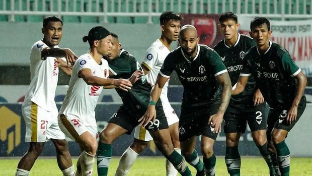 Klub Terbaik di Indonesia Menyelami Dunia Sepak Bola Tanah Air