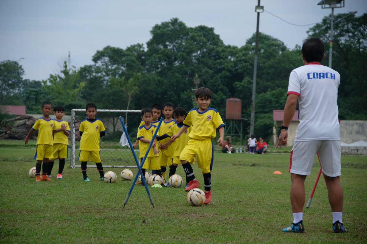 Sepak Bola Anak-Anak Membentuk Karakter dan Keterampilan Sejak Dini