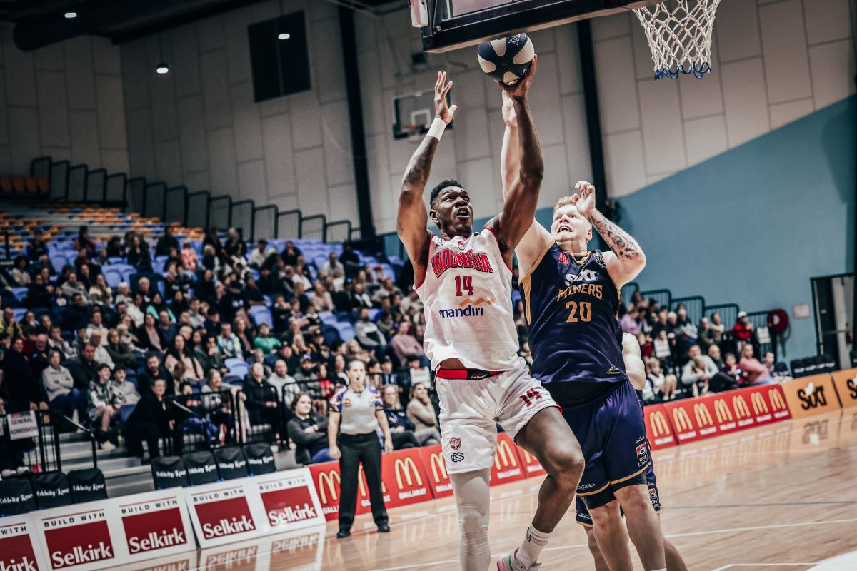 Gerak manipulatif dalam permainan bola basket