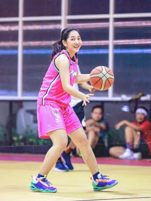 Operan dari atas kepala dalam basket disebut